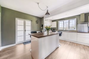 Photo 16- click for photo gallery